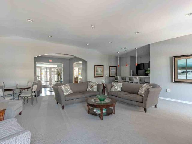 Oak Grove Crossing Apartments 3 Bedroom Apartment for Rent at 7133 Castle Way, Newburgh, IN 47630