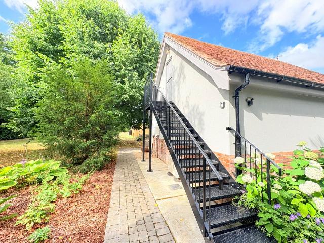 Oak Farmhouse, Mill Lane, Clacton On Sea, Essex CO16, Studio to rent, £850 pcm | PrimeLocation