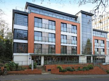 Oak House, London Road, Sevenoaks. 2 bed apartment to rent £1,900 pcm £438 pw