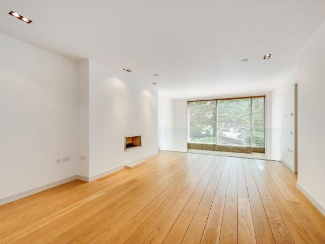 Oak Hill Park, Hampstead, NW3 4 bed terraced house to rent £14,083 pcm £3,250 pw