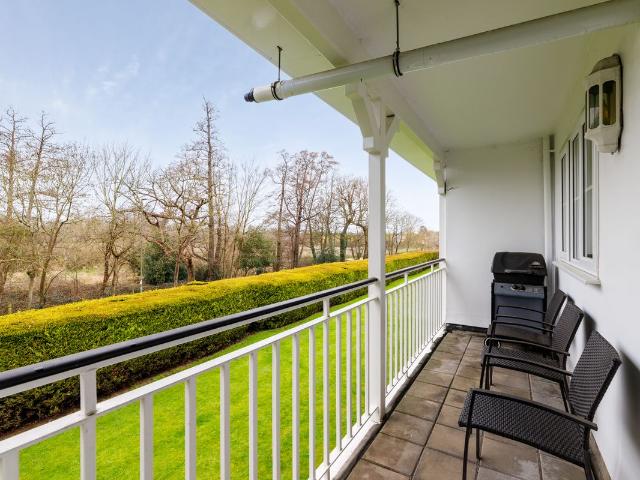 Oak Lodge, Leigh Corner, Cobham KT11, 2 bed flat to rent, £2,200 pcm | PrimeLocation