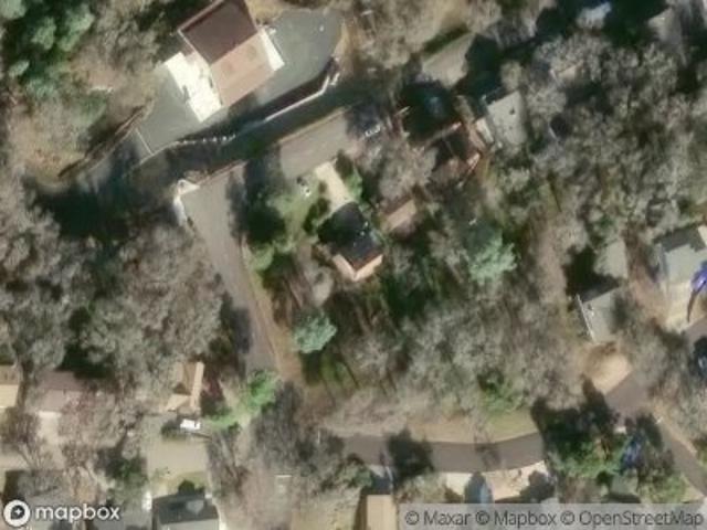 Oak Shores Dr