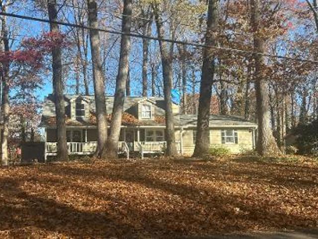 Oak Stone Dr