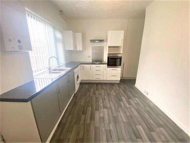 Oak Street, Manchester M29, 2 bed terraced house to rent, £850 pcm | PrimeLocation