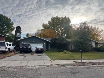 Oak Trail Dr