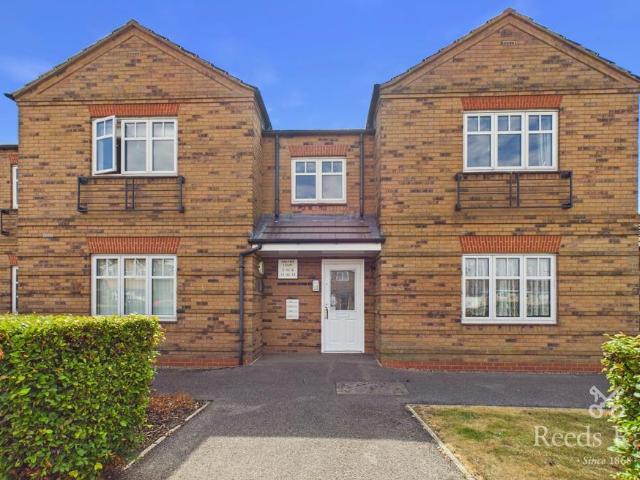 Oak Tree Court, York YO32 2 bed apartment to rent £1,100 pcm £254 pw