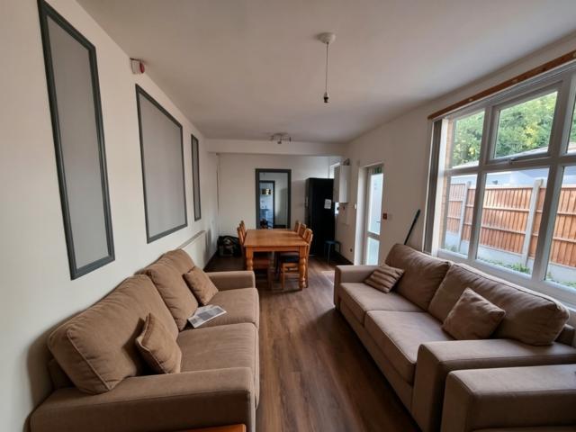Oak Tree Lane, Selly Oak B29 1 bed in a house share to rent £450 pcm £104 pw
