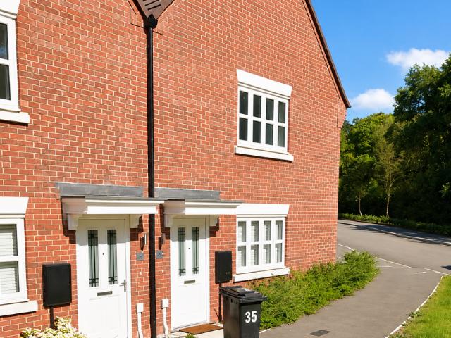 Oak Tree Road LE8, 1 bed flat to rent, £850 pcm | PrimeLocation