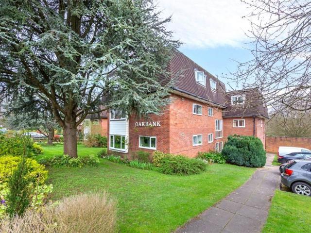 Oakbank Watling Street, Radlett WD7, 1 bed flat to rent, £1,250 pcm | PrimeLocation