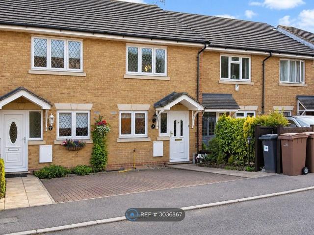 Oakdale Gardens, London E4, 2 bed terraced house to rent, £2,300 pcm | PrimeLocation