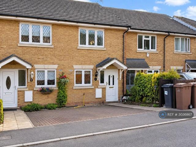 Oakdale Gardens, London, E4 2 bed terraced house to rent £2,300 pcm £531 pw