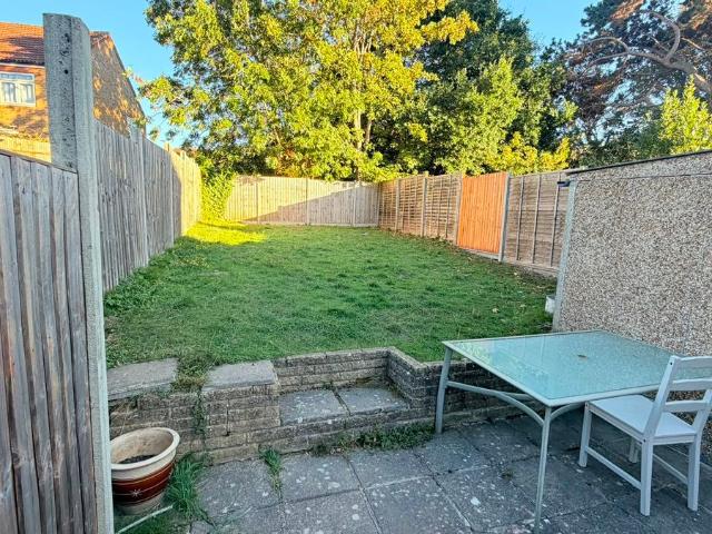Oakdene Avenue, Chislehurst BR7, 3 bed semi detached house to rent, £2,500 pcm | PrimeLocation