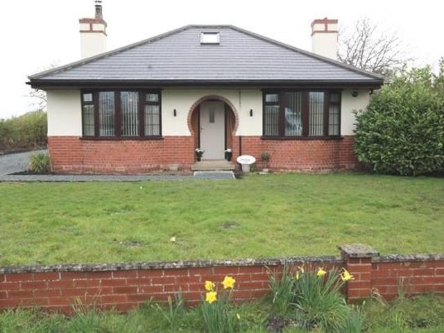 Oakdene, Bubwith YO8, 3 bed detached bungalow to rent, £1,100 pcm | PrimeLocation