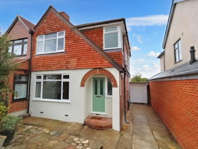 Oakdene Drive, Surbiton KT5, 3 bed semi detached house to rent, £3,100 pcm | PrimeLocation