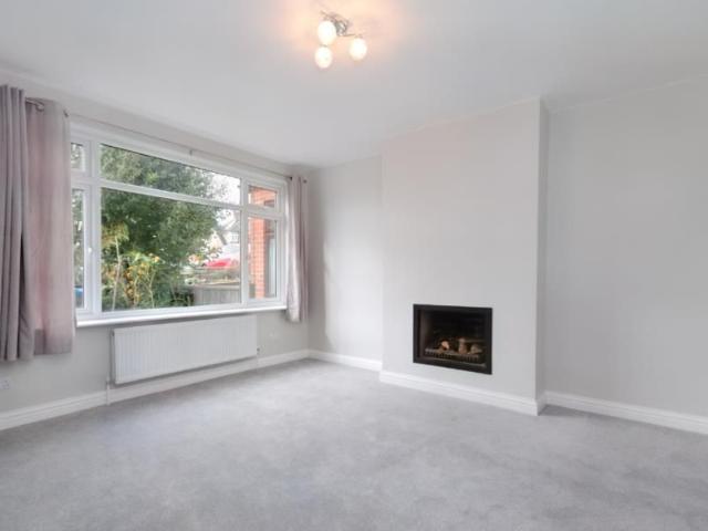 Oakdene Drive, Surbiton 3 bedrooms Property for lettings Seymours