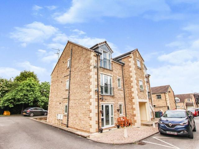 Oaken Royd Croft, Elsecar, S74 2 bed apartment to rent £750 pcm £173 pw