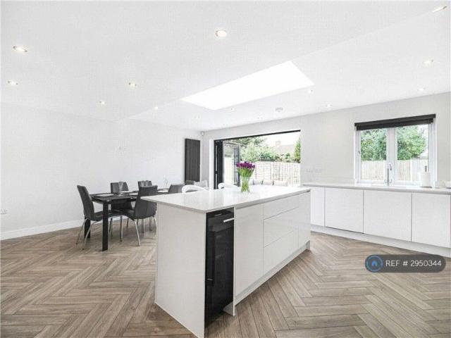 Oakfield Road, Ashford TW15, 3 bed detached house to rent, £2,600 pcm | PrimeLocation