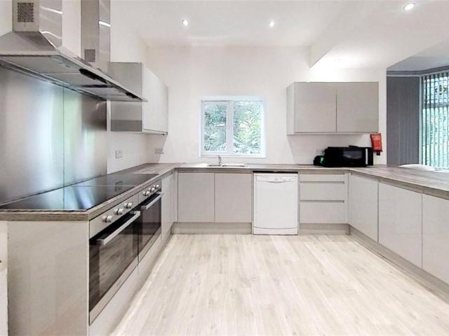 Oakfield Road, Selly Park, Birmingham, West Midlands B29, 11 bed shared accommodation to rent, £693 pcm | PrimeLocation