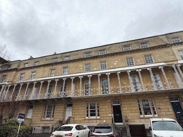 Oakfield Road Tff, Clifton, Bristol BS8, 2 bed flat to rent, £1,500 pcm | PrimeLocation