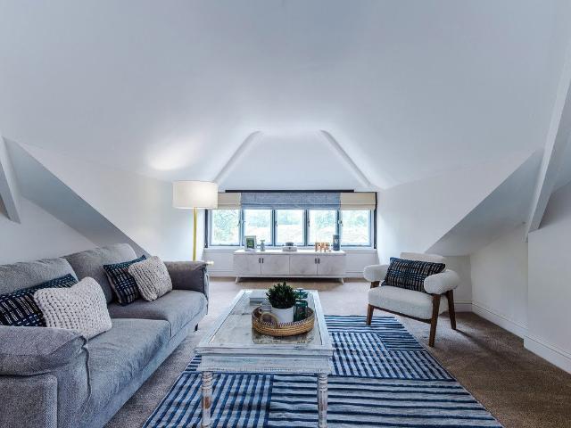 Oakfield, Sale M33, 2 bed flat to rent, £2,300 pcm | PrimeLocation