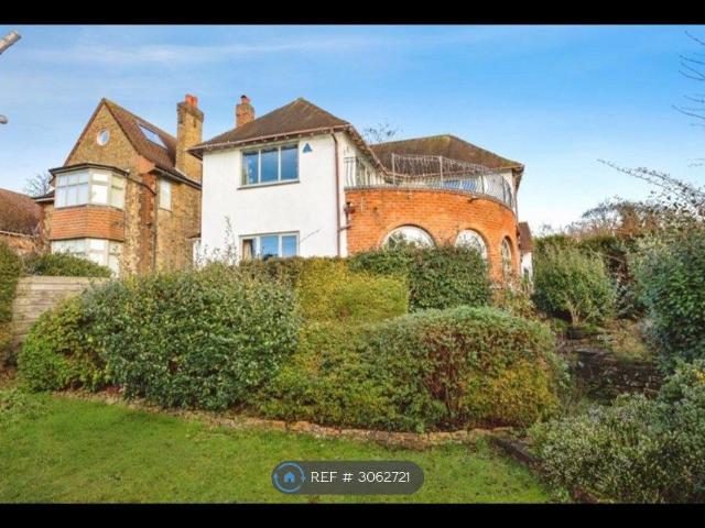 Oakham Road, Nottingham NG11, 4 bed detached house to rent, £2,200 pcm | PrimeLocation