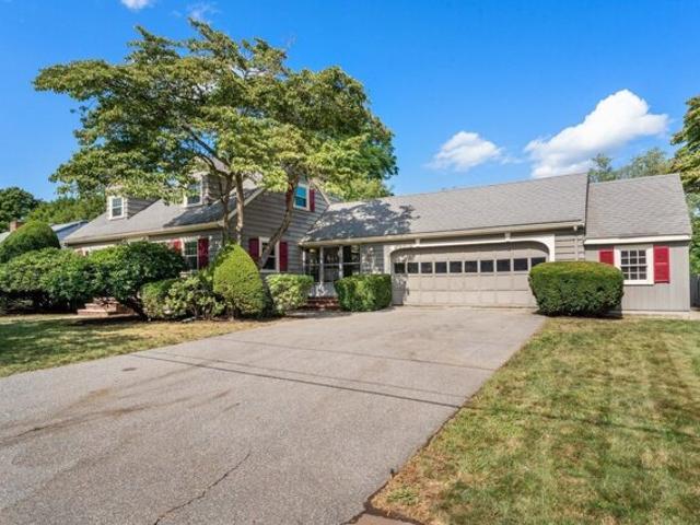 Oakhurst Rd, Beverly, Home For Sale