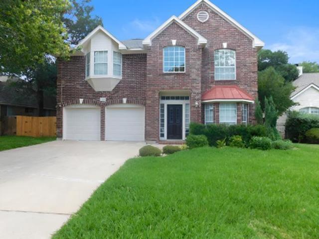 Oakland Hills Dr
