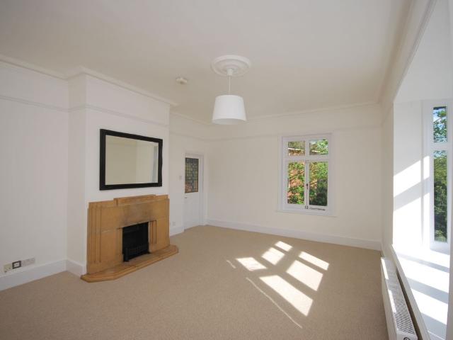 Oaklands Road, Bromley BR1, 2 bed flat to rent, £1,795 pcm | PrimeLocation