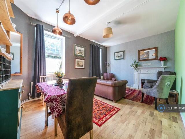 Oaklands Road, Bromley, BR1 3 bed flat to rent £2,500 pcm £577 pw