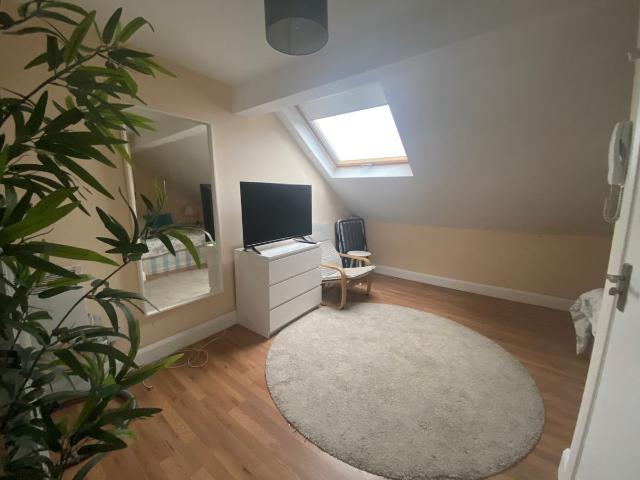 Oaklands Road, Cricklewood NW2, Studio to rent, £1,425 pcm | PrimeLocation