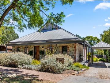 Oakleigh Cottage Timeless Character, Contemporary Soul, Sustainable Luxury
