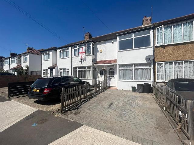 Oakleigh Road, Hillingdon UB10, 2 bed terraced house to rent, £1,700 pcm | PrimeLocation