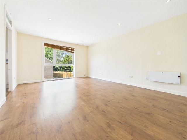 Oakley Close, Isleworth, Middlesex, TW7