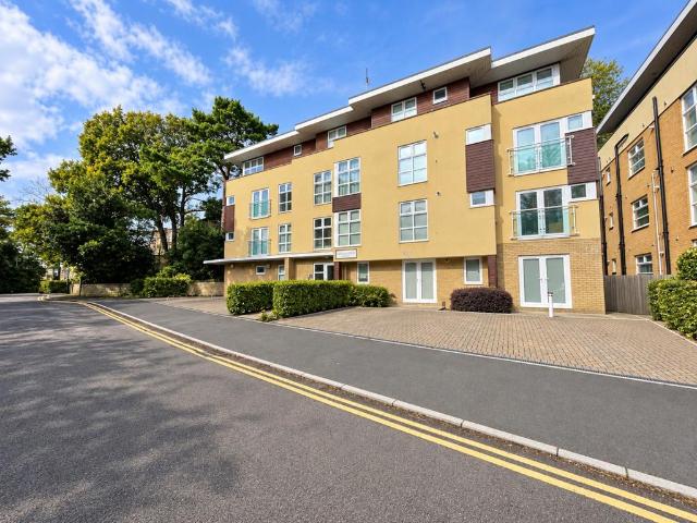 Oakley Heights, 4 Durrant Road. 1 bed apartment to rent £950 pcm £219 pw