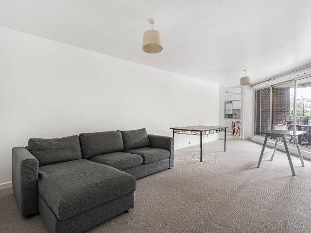 Oakley Square, Mornington Crescent NW1, 3 bed flat to rent, £3,800 pcm | PrimeLocation