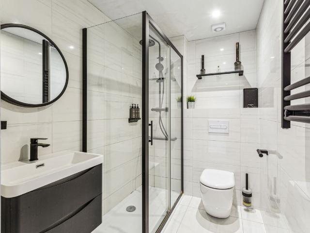 Oakley Square, Camden Town NW1, Studio to rent, £1,865 pcm | PrimeLocation