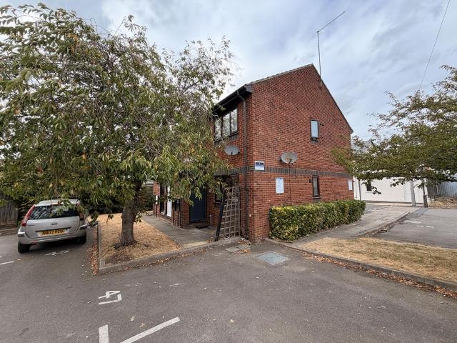 Oakley Street, Northampton 1 bed flat to rent £850 pcm £196 pw