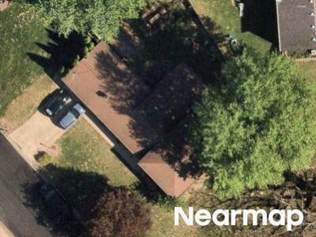 Oakmoor Dr