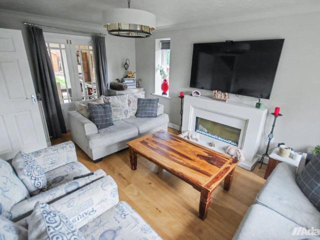 Oakmoore, Runcorn, WA7 1NR