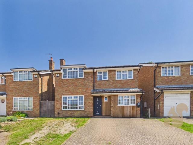 Oaks Drive, Lexden CO3, 4 bed detached house to rent, £2,100 pcm | PrimeLocation