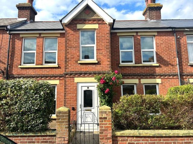 Oaks Road, Folkestone CT20, 3 bed terraced house to rent, £1,200 pcm | PrimeLocation