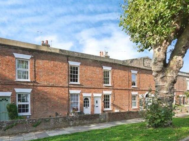 Oaks Road, Tenterden, 2 Bedroom Terraced