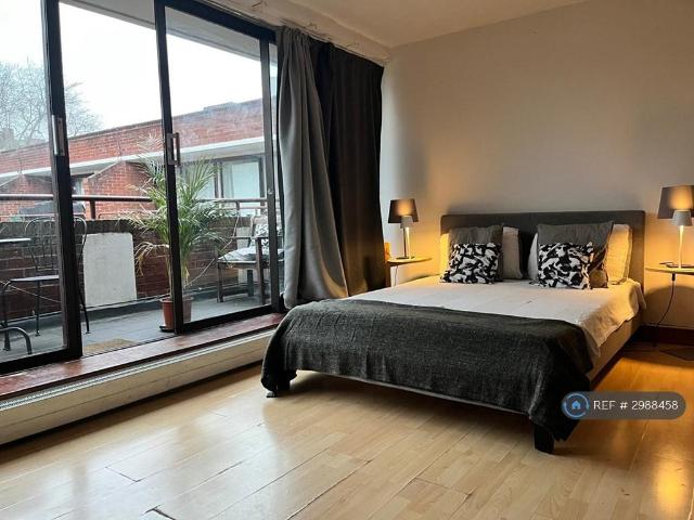 Oakshott Court, London, NW1 4 bed maisonette to rent £4,500 pcm £1,038 pw