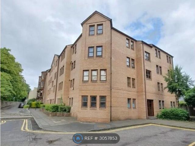 Oakshaw Street East, Paisley PA1, 2 bed flat to rent, £900 pcm | PrimeLocation