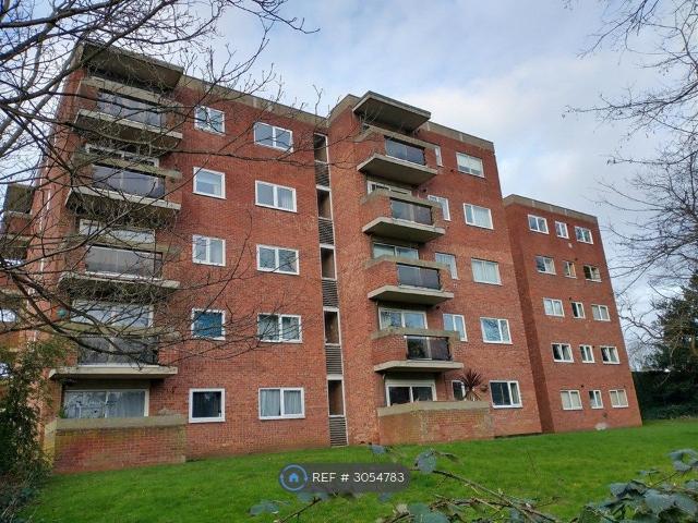 Oakstead Close, Ipswich IP4, 2 bed flat to rent, £960 pcm | PrimeLocation