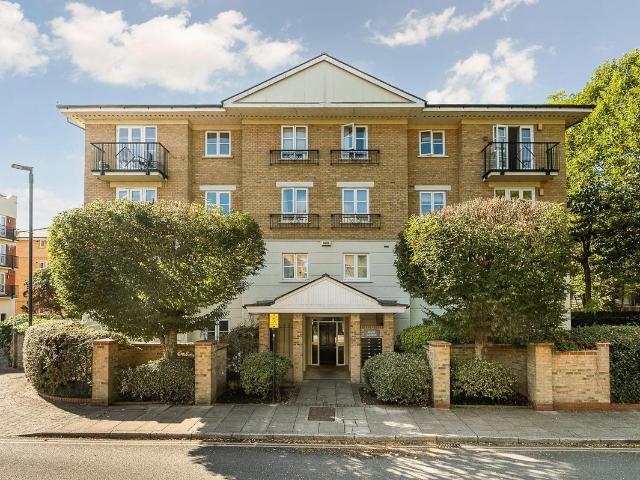 Oast Lodge, Corney Reach Way, Chiswick W4, 2 bed flat to rent, £2,401 pcm | PrimeLocation