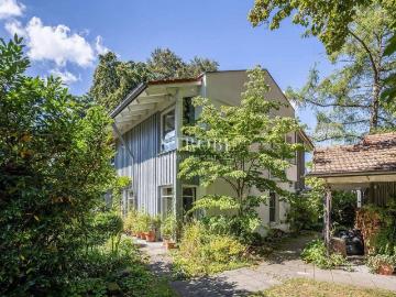OASE I Großes Anwesen mit Pool & Sauna in Top Lage