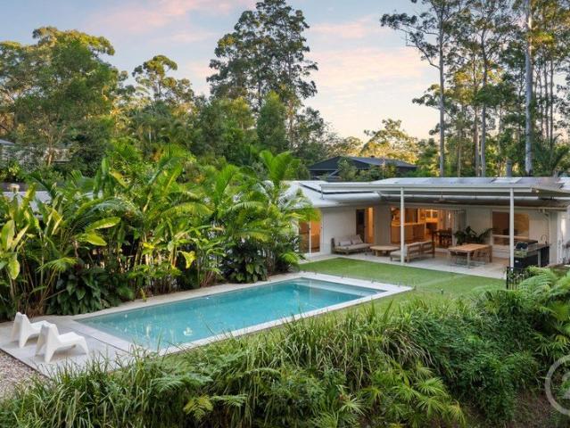 Oasis in the Heart of Doonan Contact Agent for your private inspection