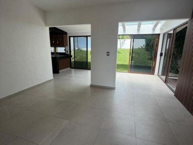 Oaxtepec Casa de 300 m² con 3 recámaras en venta