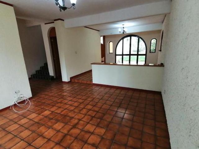 OAXACA ZONA FRACCIONAMIENTO LA LOMA, VENDO CASA EN AREA PRIVADA $4,500.000